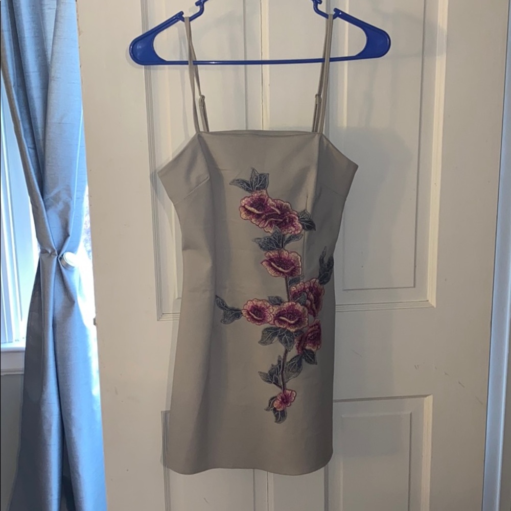 Princess Polly Dress Size S